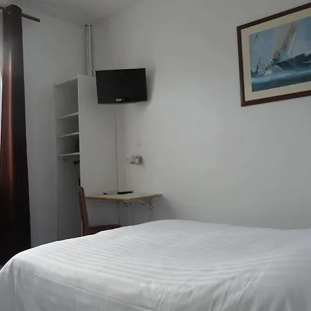 Otel Saint Maurice 2*